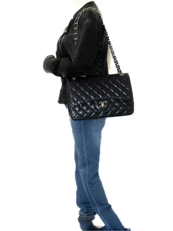 CHANEL Large Chain Shoulder Bag van Gegranuleerd Kalfleer met Klep SV Classic L06 hannari-shop