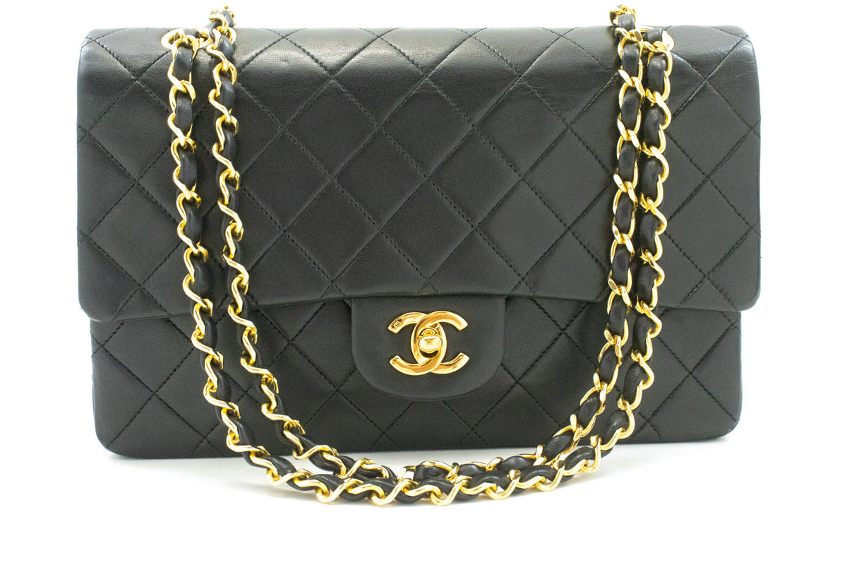 CHANEL Classic Double Flap 10" Chain Shoulder Bag Zwarte lamsvacht ao6 — voorkant hannari-shop