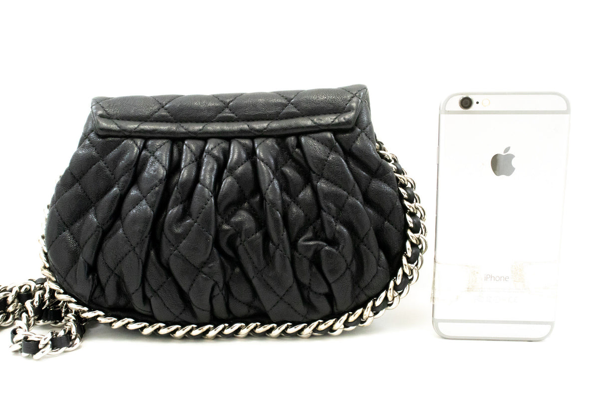 CHANEL Chain Around Small Shoulder Bag Crossbody Zwart kalfsleer ap7 — achterzijde hannari-shop