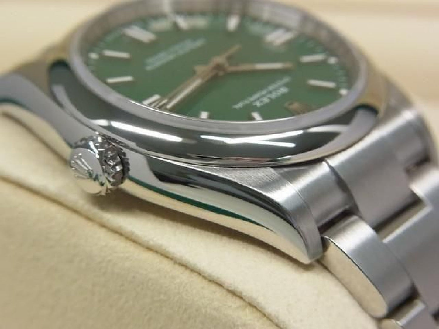 ROLEX Oyster PERPETUAL 36 green 126000 '24 purchased Mens 192632932 hannari-shop