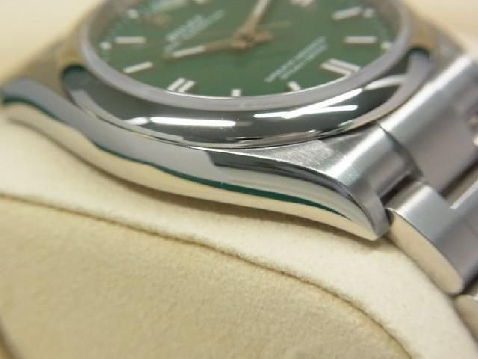 ROLEX Oyster PERPETUAL 36 green 126000 '24 purchased Mens 192632932 hannari-shop