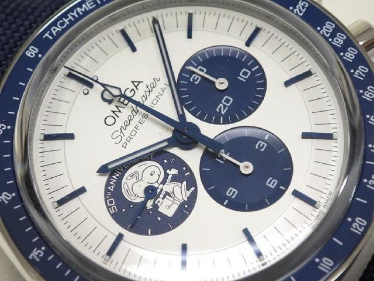 OMEGA Speedmaster zilveren Snoopy Award 50 Anniversary model 310.32.42.50.02.001 '26 aangekocht ongebruikt heren 192952015 hannari-shop