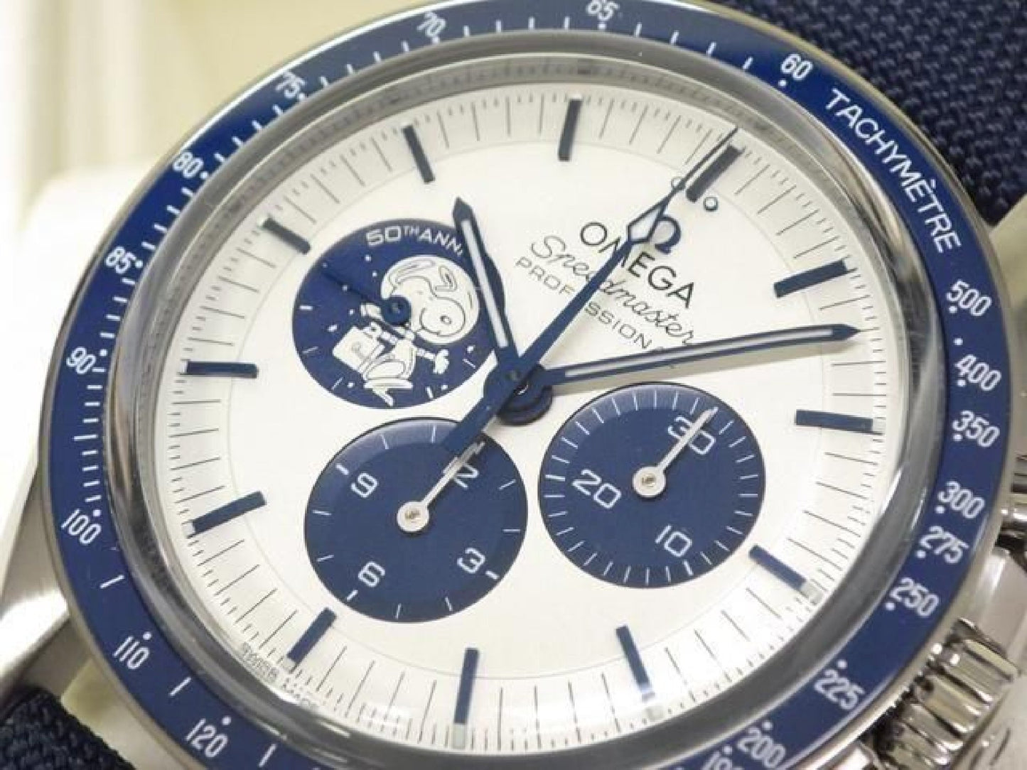 OMEGA Speedmaster zilveren Snoopy Award 50 Anniversary model 310.32.42.50.02.001 '26 aangekocht ongebruikt heren 192952015 hannari-shop