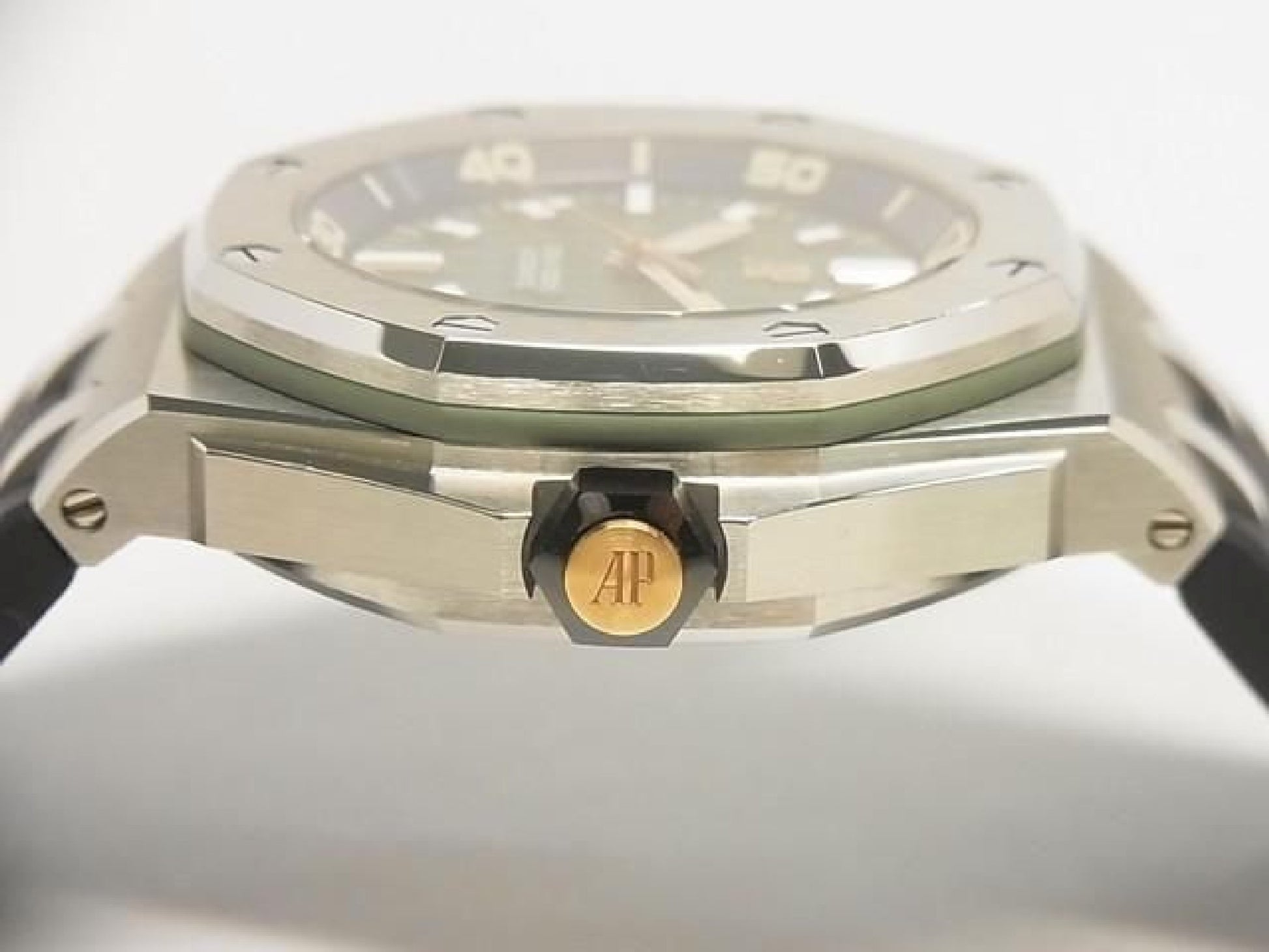 AUDEMARS PIGUET Royal Oak Offshore Diver kaki groen 15720ST.OO.A052CA.01 Heren 192952170 hannari-shop