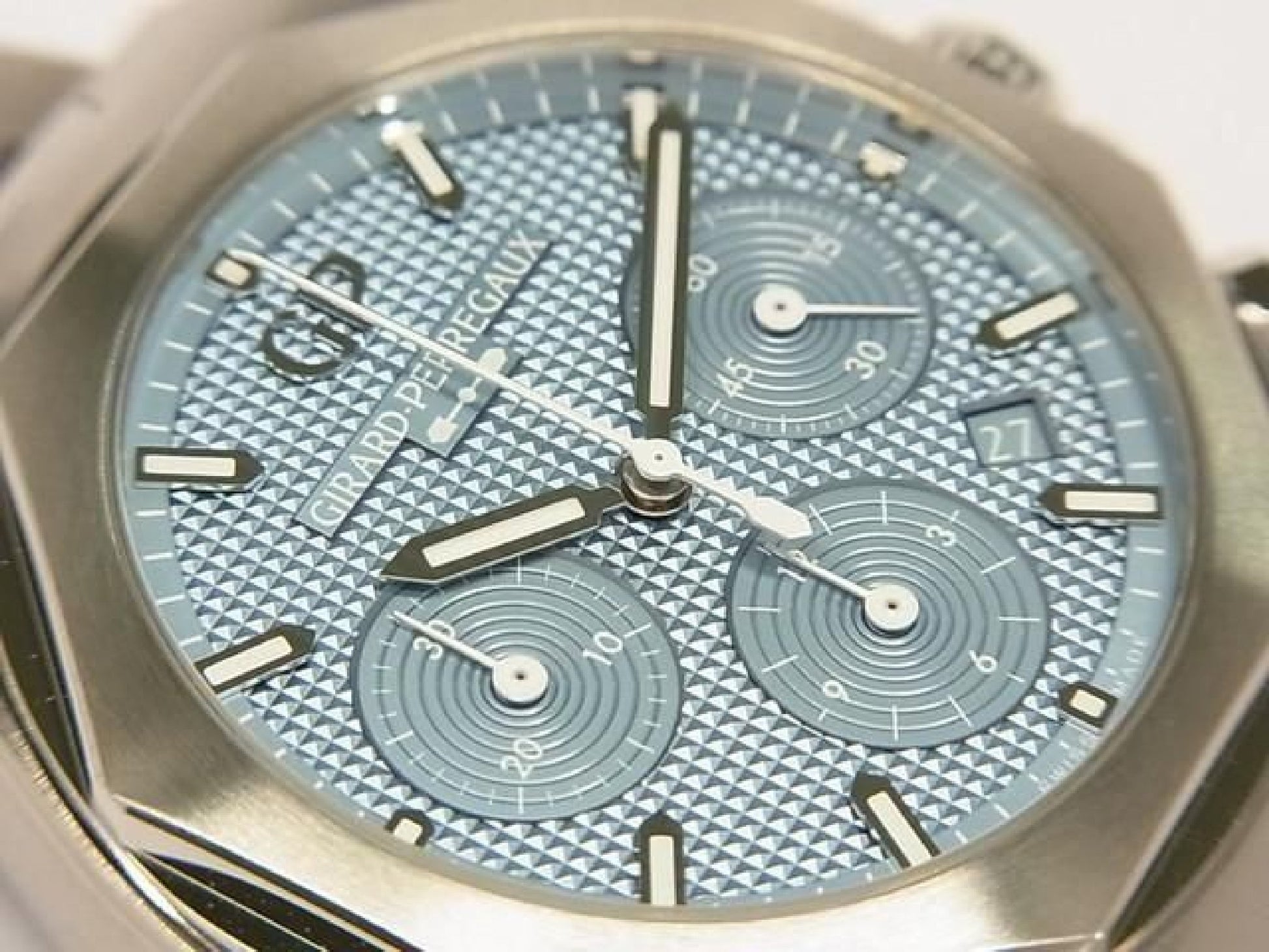 GIRARD PERREGAUX Laureato Chronograph 42 MM Ice blue world180 Lot Limited Mens 193178415 hannari-shop
