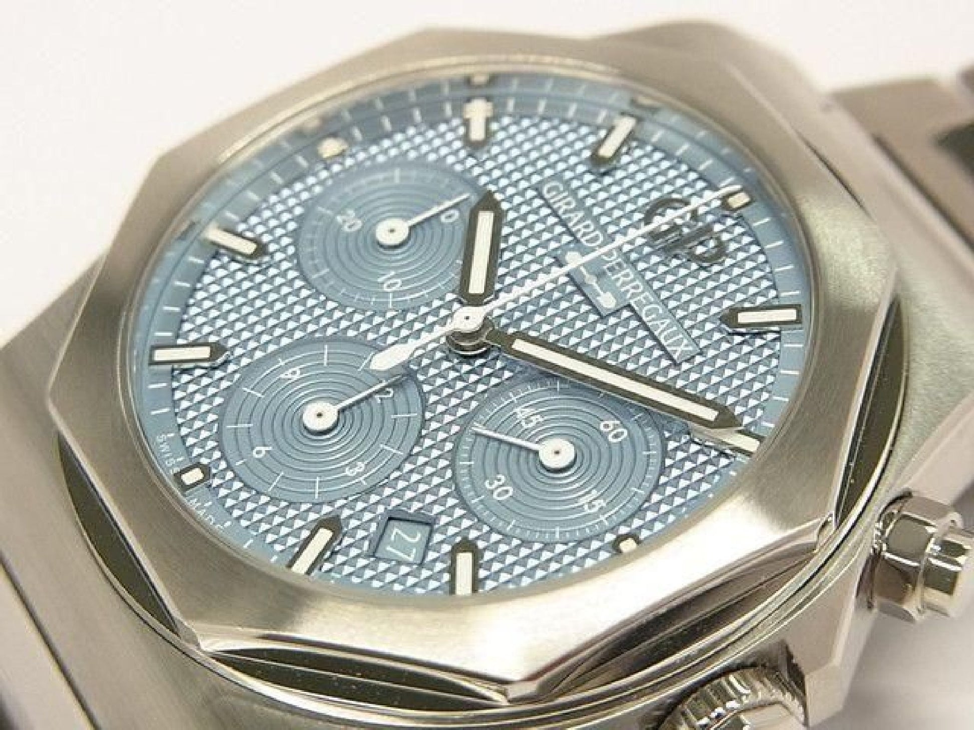 GIRARD PERREGAUX Laureato Chronograph 42 MM Ice blue world180 Lot Limited Mens 193178415 hannari-shop