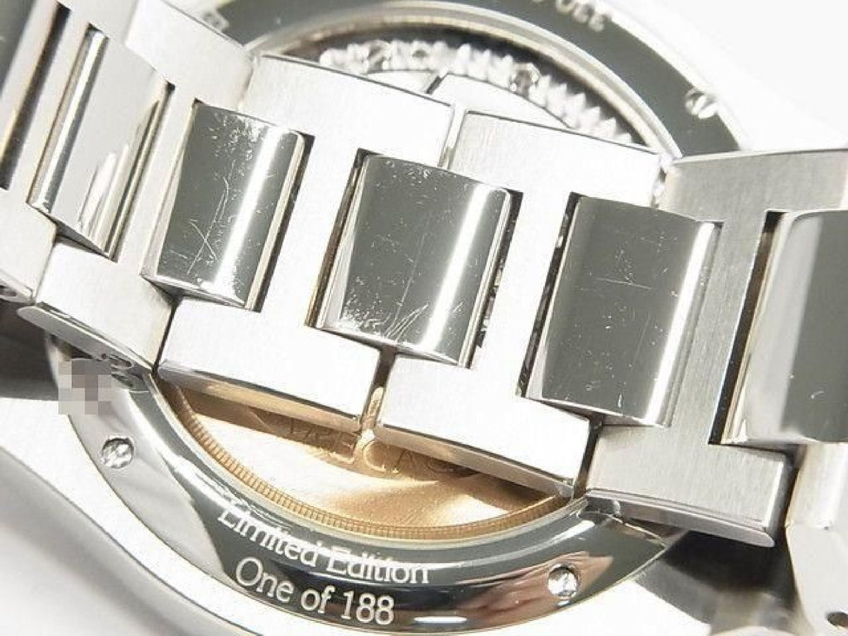 GIRARD PERREGAUX Laureato 42 MM black Onyx 81010-11-636-11A 188 Lot Limited Mens 193800388 hannari-shop