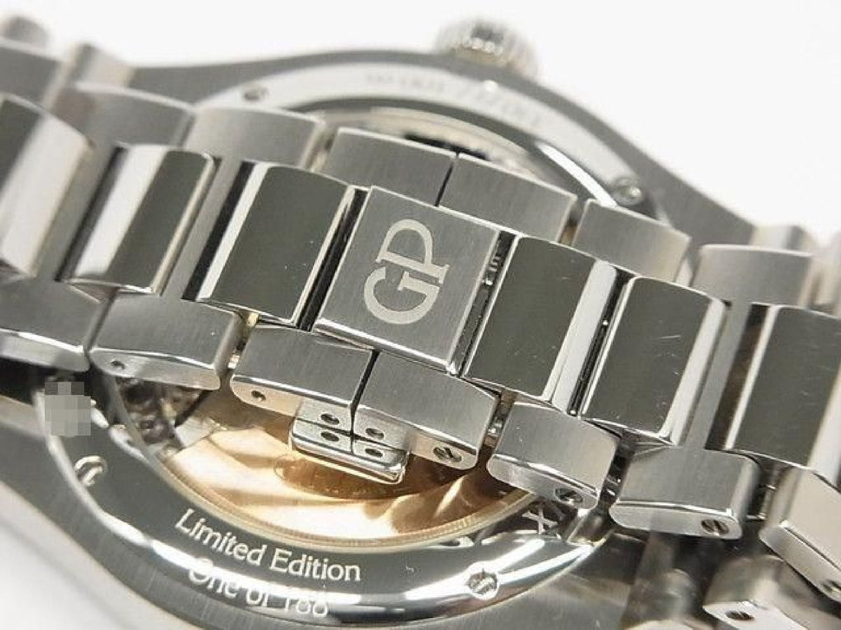 GIRARD PERREGAUX Laureato 42 MM black Onyx 81010-11-636-11A 188 Lot Limited Mens 193800388 hannari-shop