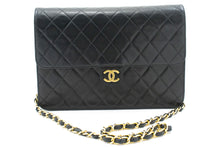 CHANEL Chain Shoulder Bag Clutch Black Quilted Flap Lambskin Purse p42 hannari-shop