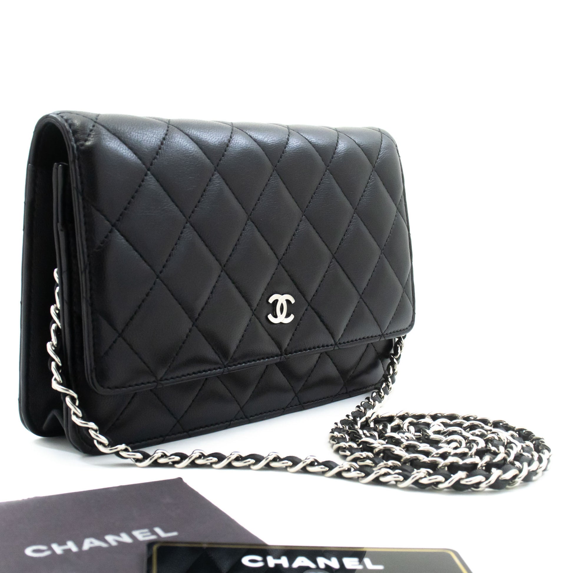 CHANEL Zwarte Classic Wallet On Chain WOC Schoudertas Lamsleer ab8 hannari-shop