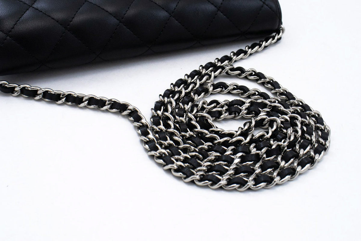 CHANEL Zwarte Classic Wallet On Chain WOC Schoudertas Lamsleer ap5 hannari-shop