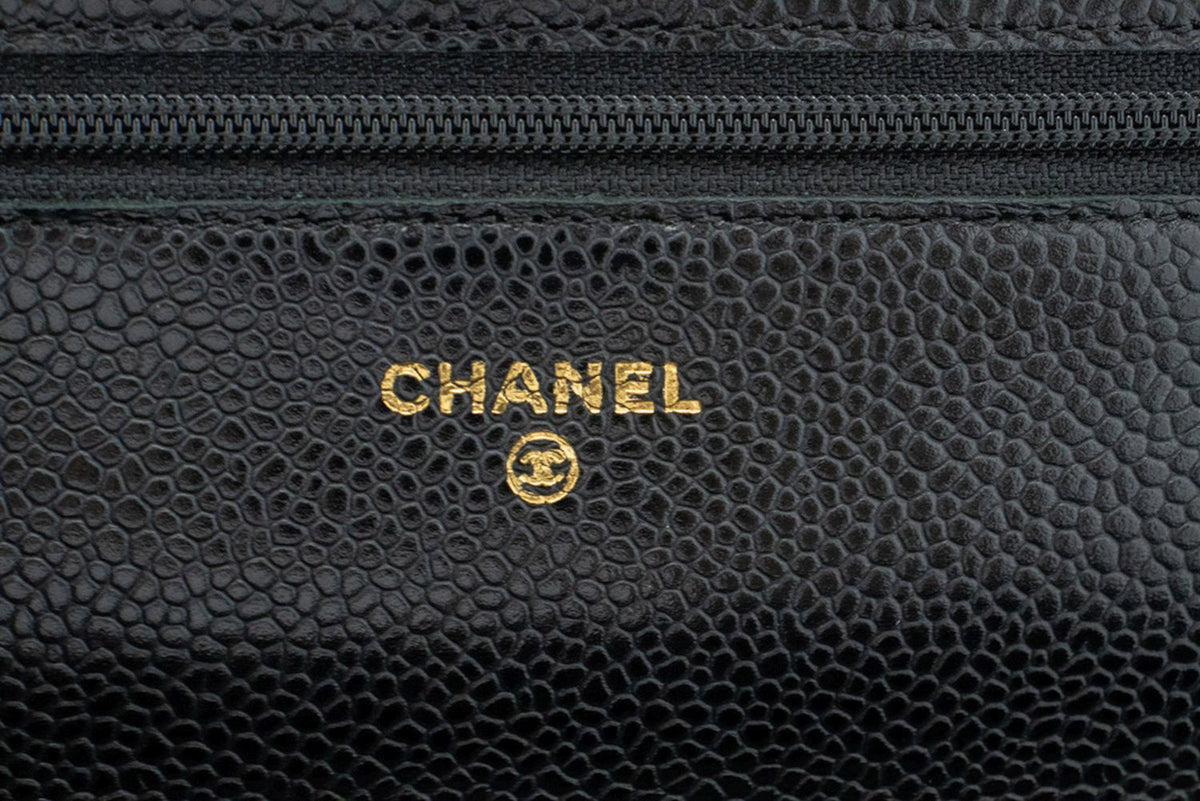 CHANEL portemonnee van generfd kalfsleer aan ketting WOC zwarte schoudertas ap1 hannari-shop