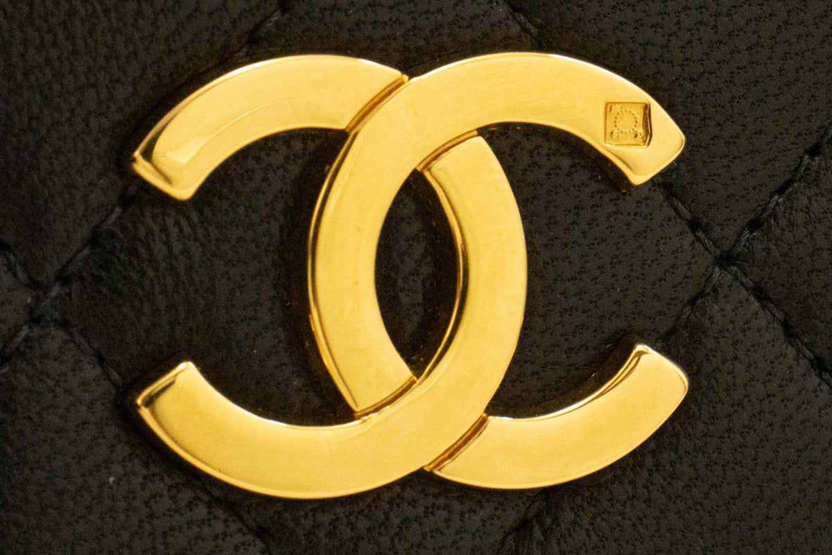 CHANEL Full Flap Chain Schoudertas Clutch Zwart Gewatteerd Lamsleer ao5 — flap geopend hannari-shop