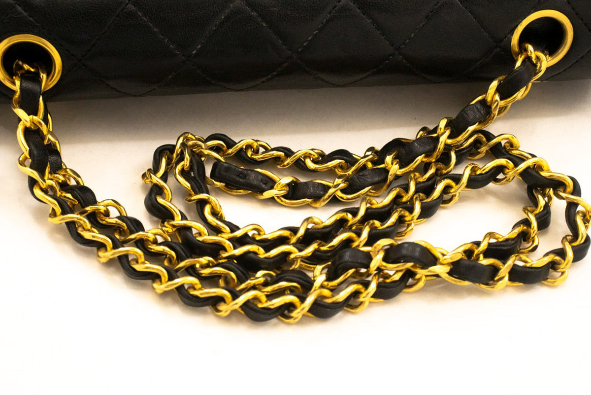 CHANEL Classic Double Flap 9" Chain Schoudertas Zwart Lamsleer ap2 — klep geopend hannari-shop