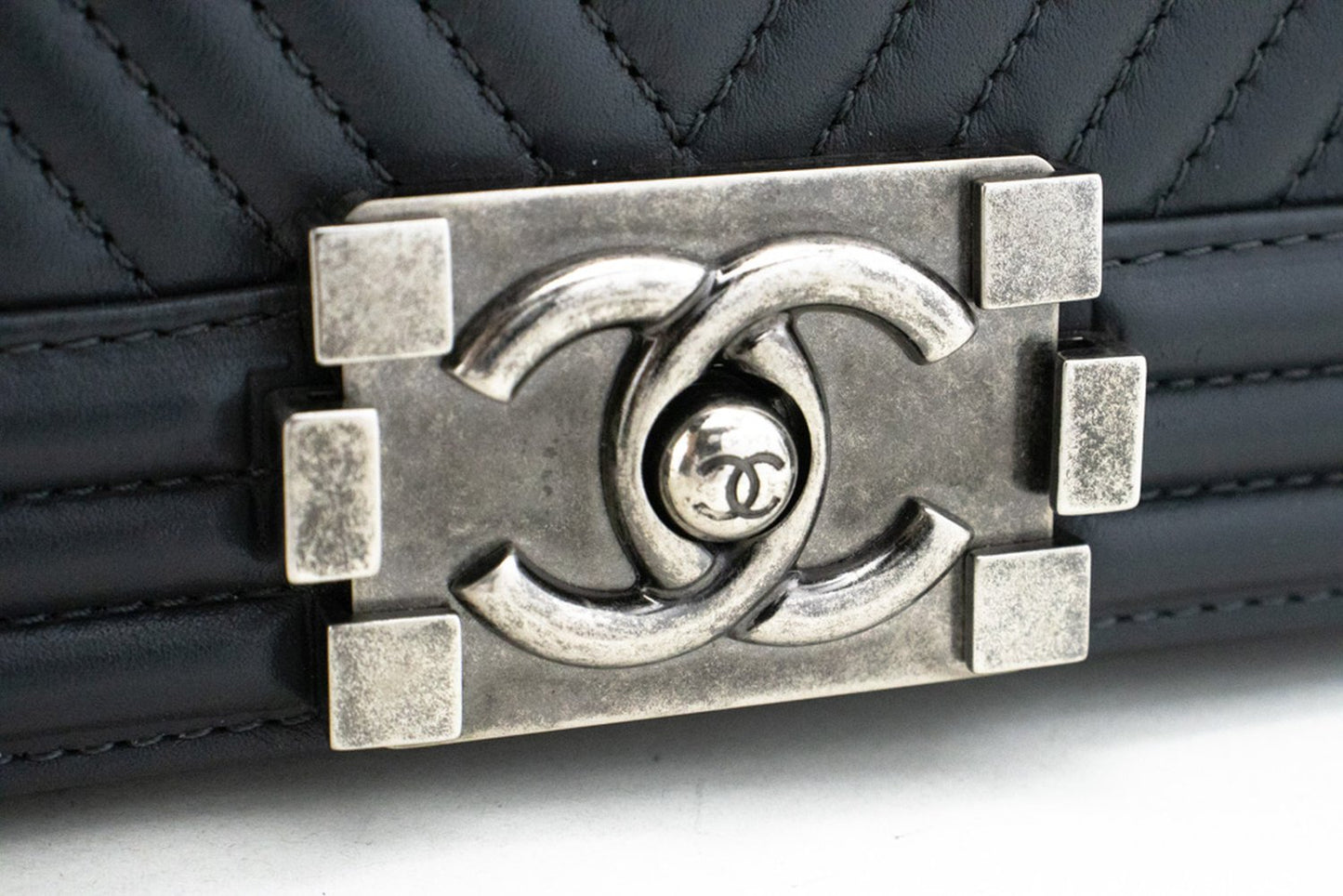 CHANEL Boy Dark Gray V-Stitch Chain Shoulder Bag Quilted Flap n41 hannari-shop