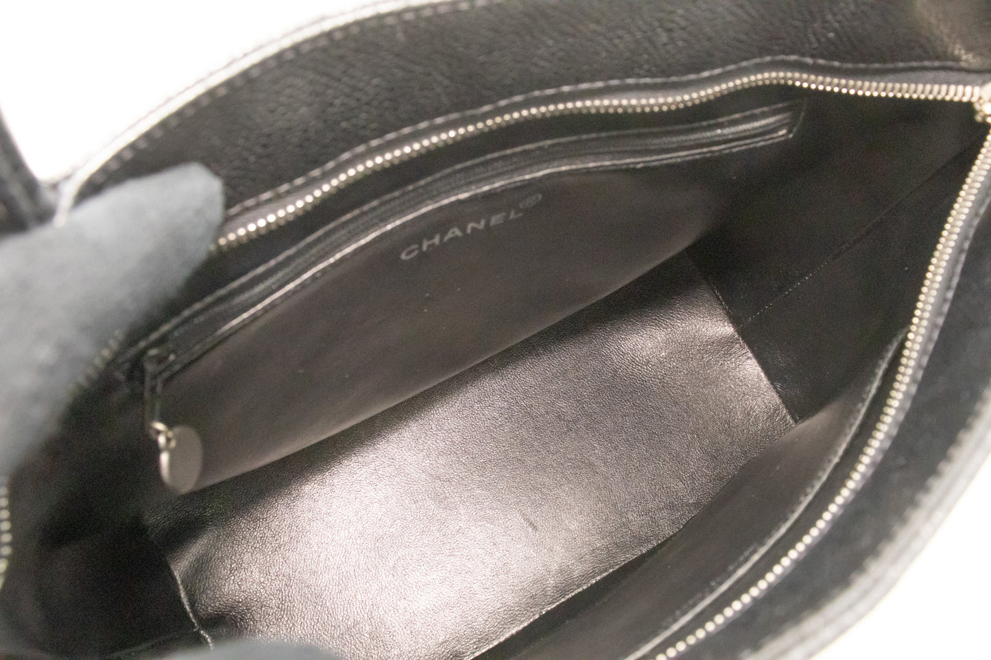 CHANEL Silver Medallion Caviar Schoudertas Winkel Tote Zwart SV n42 hannari-shop
