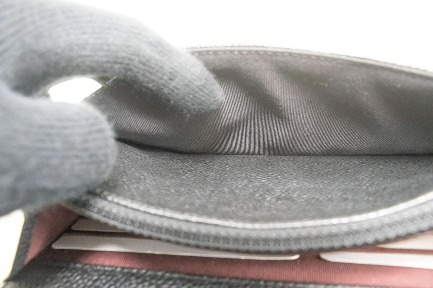 CHANEL Portemonnee Op Ketting WOC van Gegranuleerd Kalfsleer Zwarte Schoudertas p60 hannari-shop