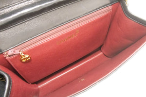 CHANEL Chain Shoulder Bag Clutch Black Quilted Flap Lambskin Purse p42 hannari-shop