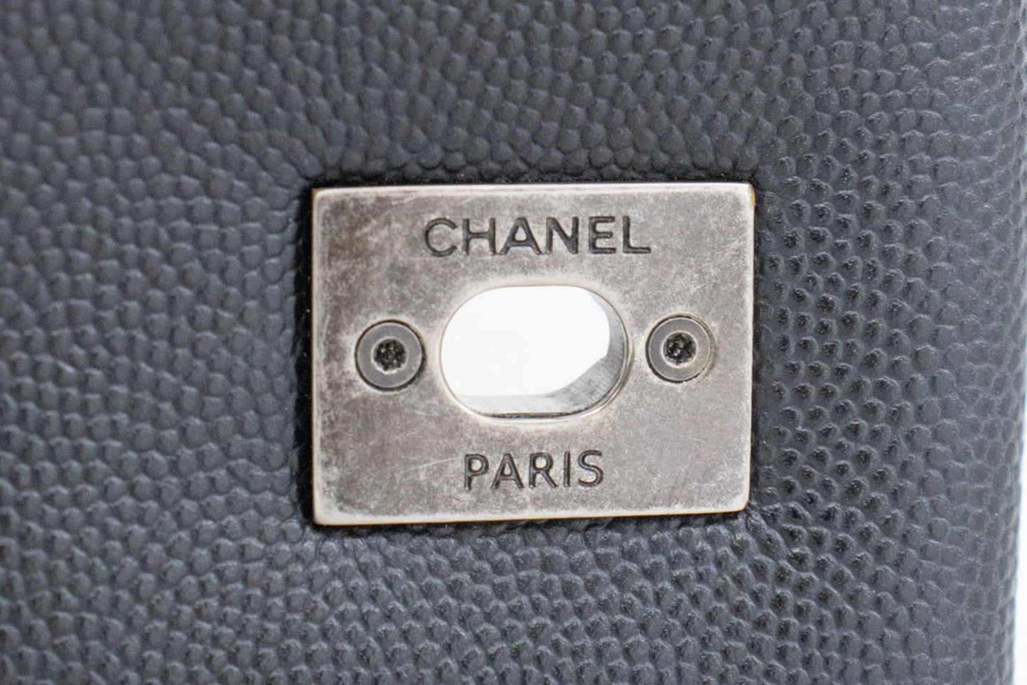 CHANEL 2-weg handtas met handvat, schoudertas, zwart kaviaarleer L52