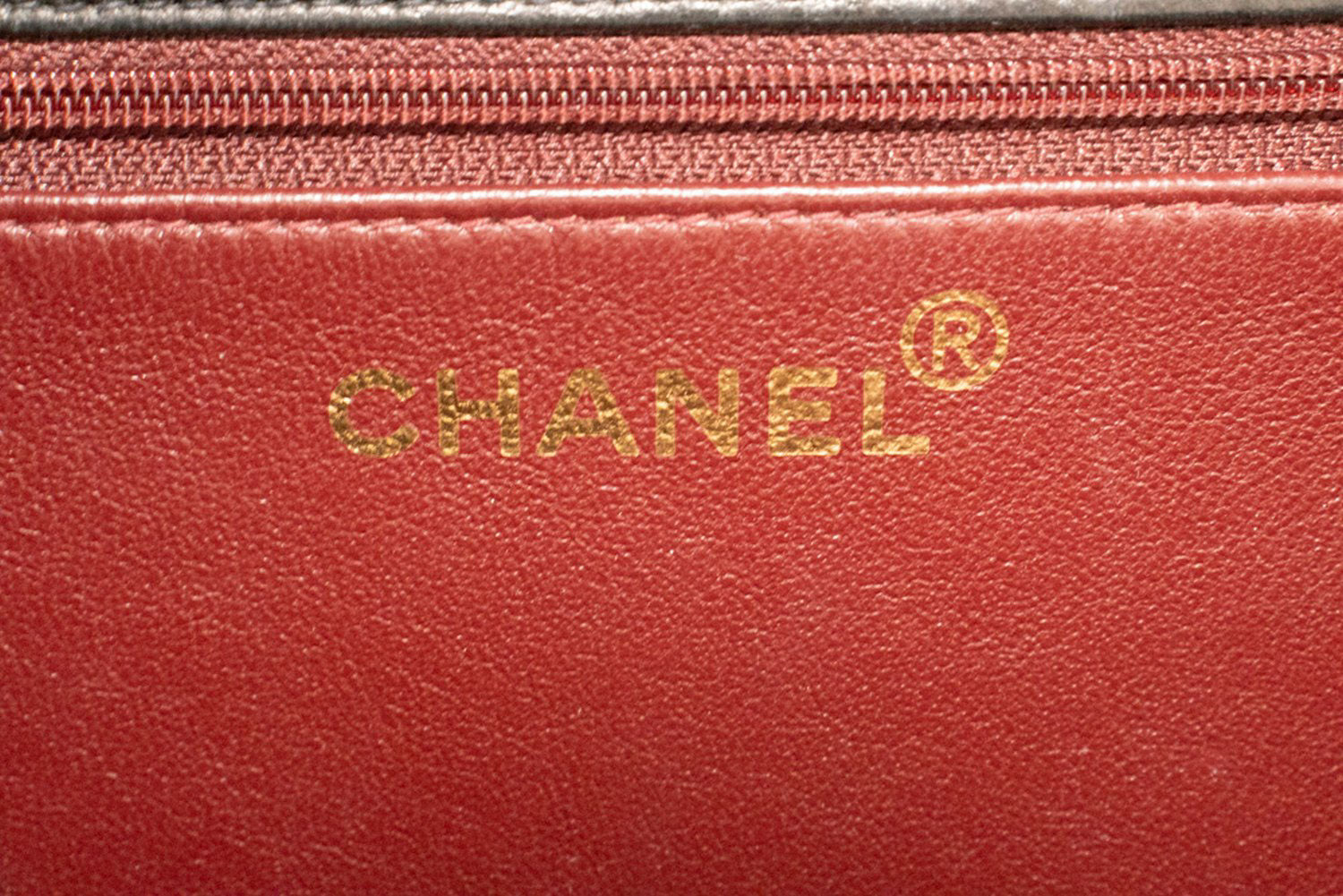 CHANEL Small Chain Shoulder Bag Clutch Black Quilted Flap Lambskin ah4 hannari-shop