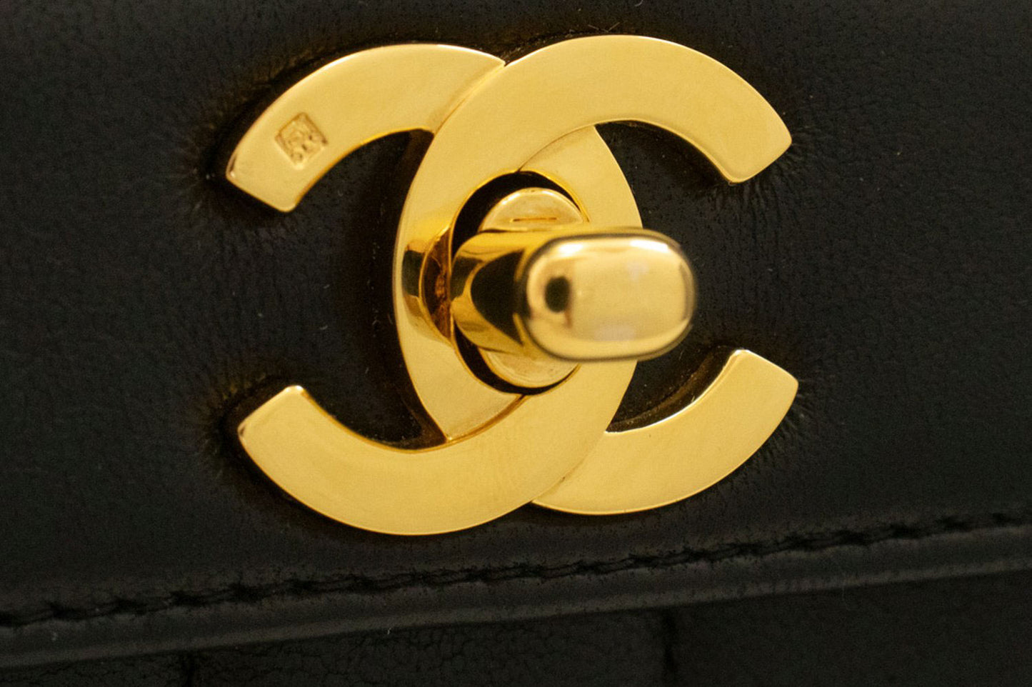 CHANEL Stripe Single Flap Chain Shoulder Bag Black Quilted aj3 hannari-shop