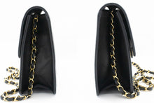 CHANEL Chain Shoulder Bag Clutch Black Quilted Flap Lambskin Purse p42 hannari-shop