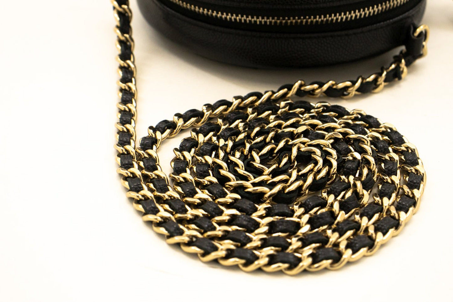 CHANEL Round Zip Caviar Kleine Chain Schoudertas Zwart Gequilte m55 hannari-shop